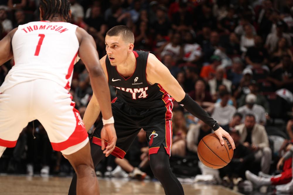 内维尔在其 内维尔在其